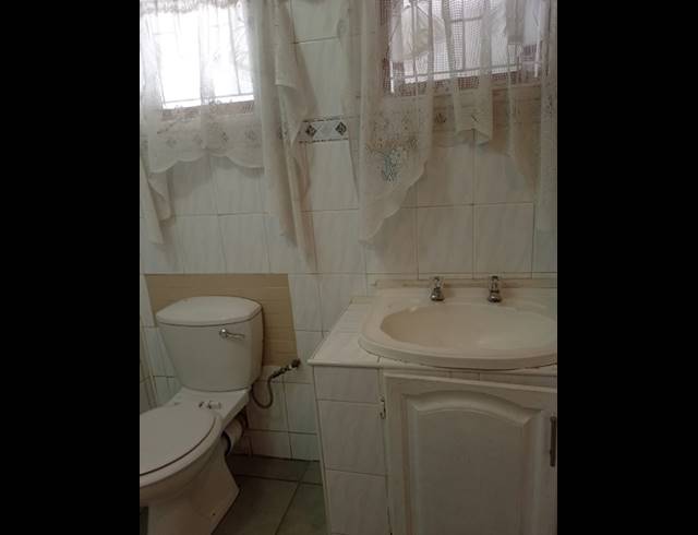 5 BEDROOM HOUSE FOR SALE IN HILLARY